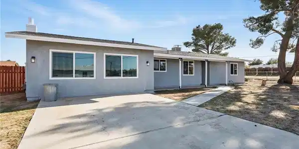 18431 Westlawn