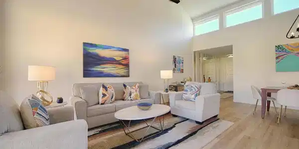 312 S Sierra Madre S