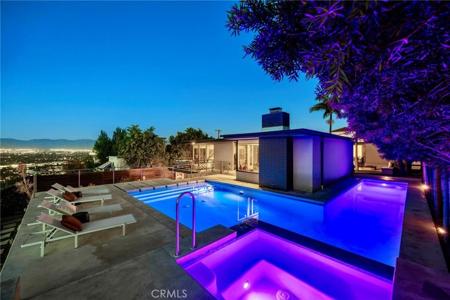 3851 Beverly Ridge