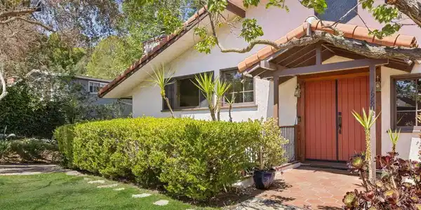 19805 Valley View Drive