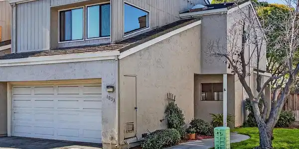 1033 Villa Maria Court