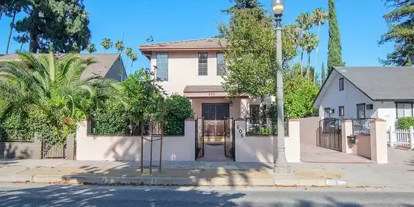 606 N El Molino Avenue