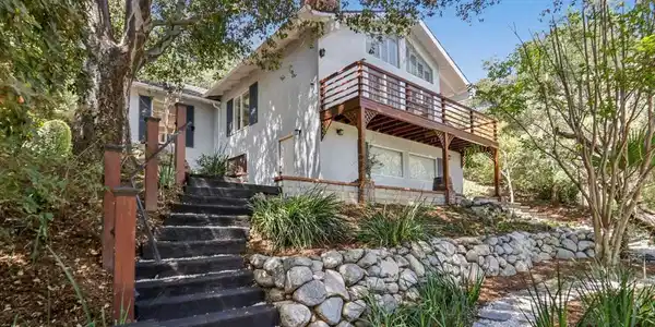 627 Linda Vista Avenue