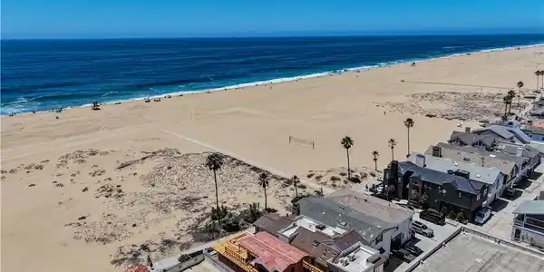 306 E Oceanfront