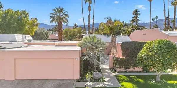 47115 El Menara Circle