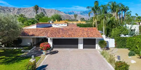 39817 Desert Sun Drive