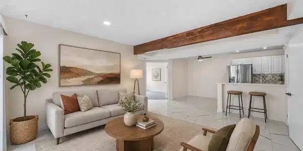 1480 W Edgehill