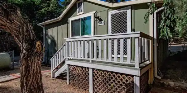 17713 Valley Trail