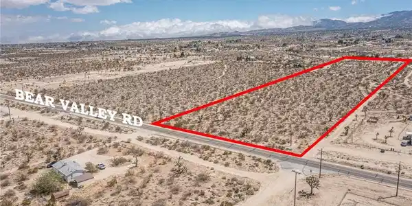 1323 Bear Valley Road