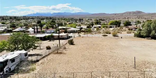 61956 Mountain View Circle
