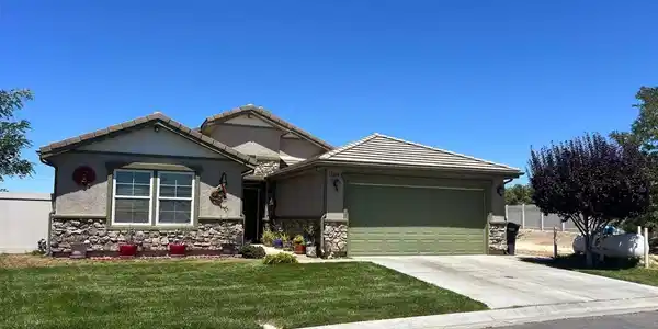 32244 Acorn Trail