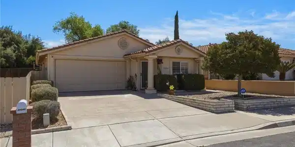 28042 CALLE VALLARTA