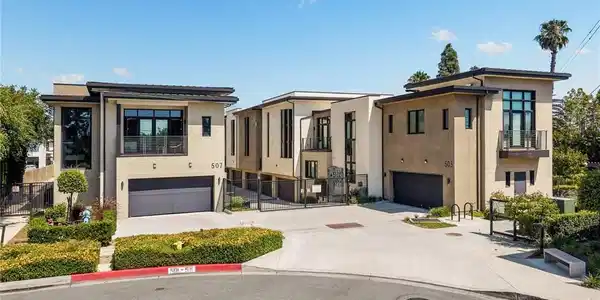 505 N Santa Anita