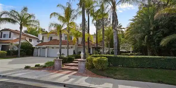 24844 Bracken Lane