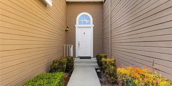 555 Canyon Hill Road