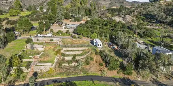 2374 Laguna Circle Road