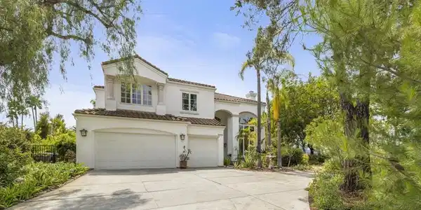 2505 Monterey Glen