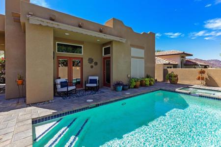 53745 Avenida Juarez