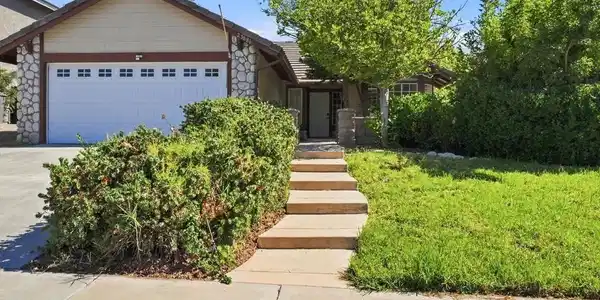23886 Red Clover Circle