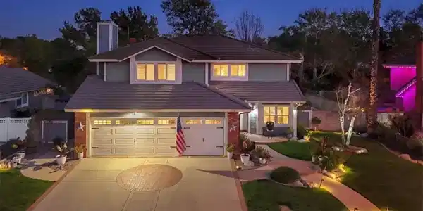 5582 Lakeview