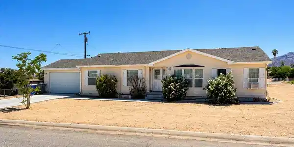 61582 Palm Vista