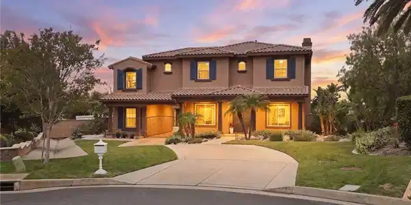 5098 Rodeo Road