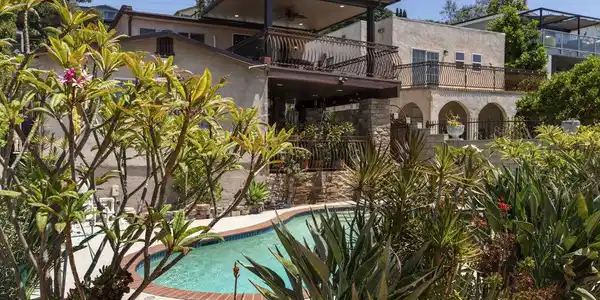 523 Oleander Drive