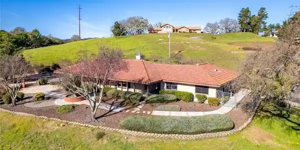 10900 Portal Rd.