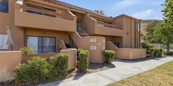 1400 W Edgehill Unit 40