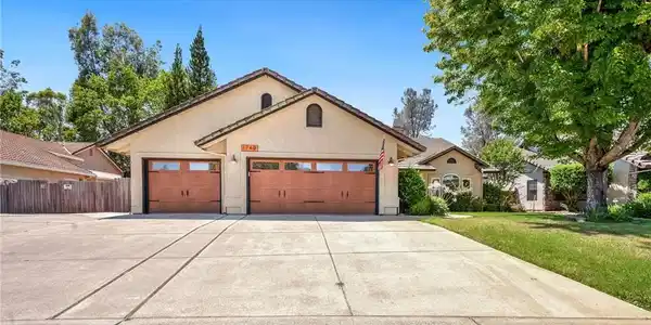 1740 Vinson Drive