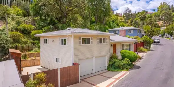 4776 Excelente Drive