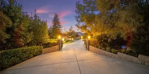 38565 Celine Cove