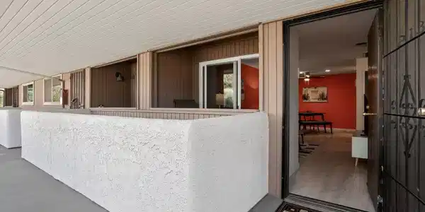 510 N Villa Court