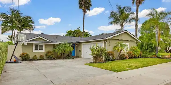8318 June Lake Dr