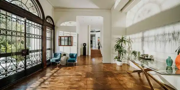 Image 3