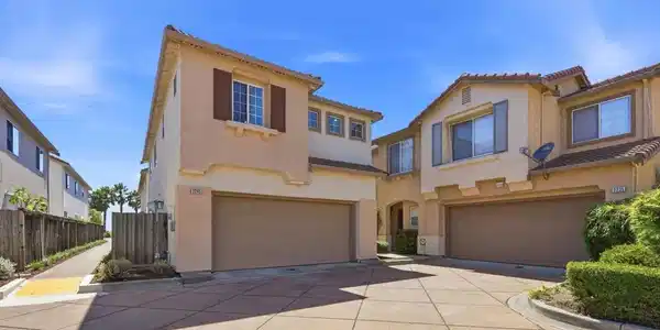 2245 Pipit Ct