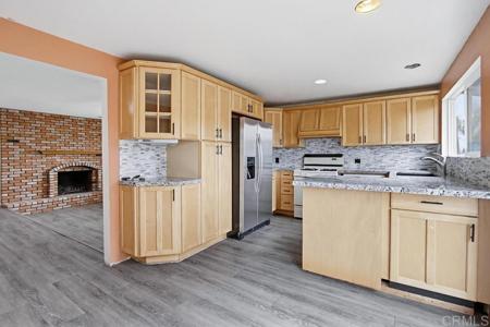 8549 De Vos Drive