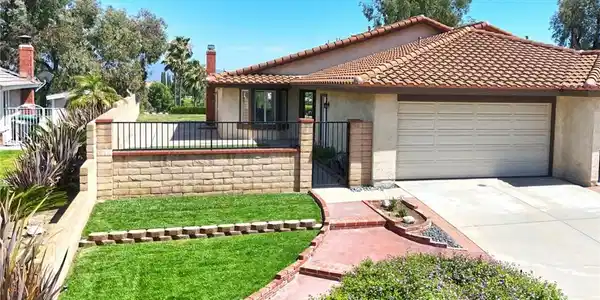 3610 Vista Glen Circle
