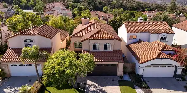 617 Sedgeworth Court