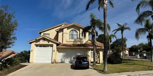 5134 Calle Zafiro