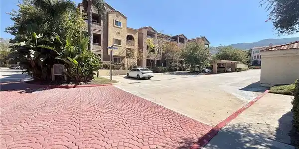 2400 Del Mar Way