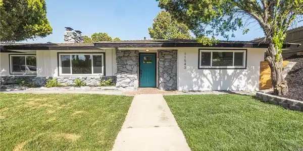 11543 Hillcrest Court