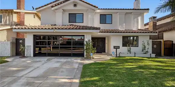9434 Pico Vista