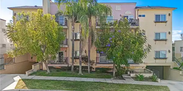 626 E Orange Grove Avenue