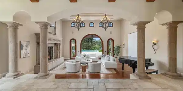 7090 Via Guadalupe