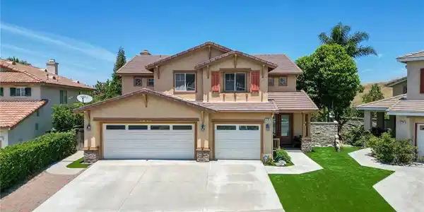 4718 Inverness Court