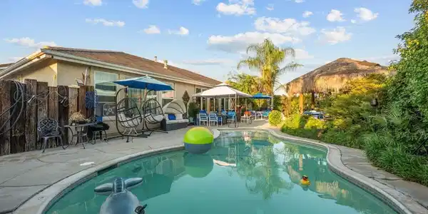 1489 Bottlebrush Court