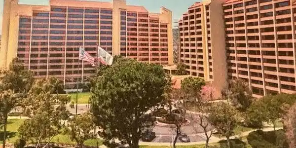 24055 953 Paseo Del Lago