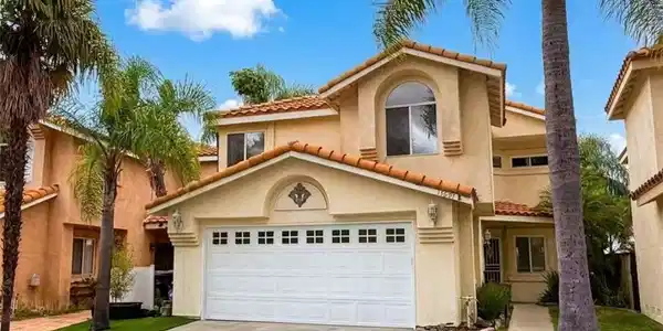 15657 Ladera Vista Drive