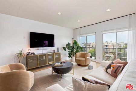 1115 S Elm Drive